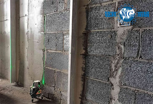 輕質抹灰石膏沖筋打點是怎么做的? 輕質抹灰石膏沖筋打點是怎么做的?